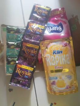Product Review of Paket Sabun Cuci Murah 10RIBUAN Detergen Sayang 5000an Rapika Pewangi Pakaian Shampoo Zinc 6 Sachet Softener 4 Sachet from s**r 0