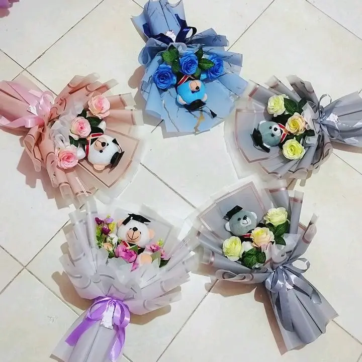 buket boneka wisuda + bunga 3 kuntum 0