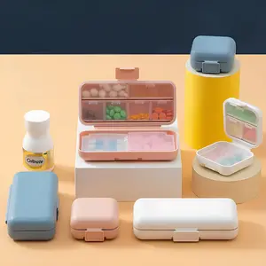 Kotak obat mini portabel, kotak obat dengan segel ganda dan cincin silikon, kotak penyimpanan pil, kotak obat dengan kompartemen yang dapat dilepas pasang.