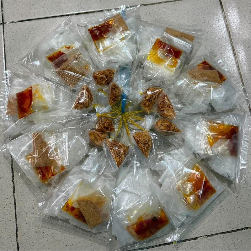xâu abánh tráng phơi sương muối sặc sate rim hành phi 10 bịch