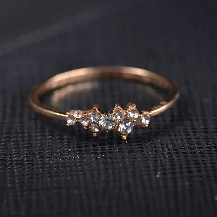 Cincin Simple Sterling Silver Hias Kristal Zircon 3 Lapis Emas Untuk Wanita Korea. B-05