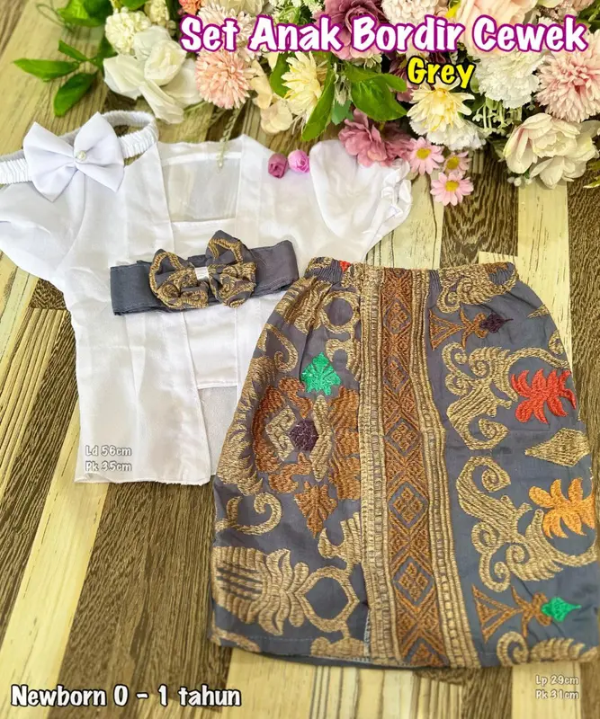 Setelan Kebaya Sifon Anak Perempuan dan Bawahan Kamen Bordir Free Selendang Bali 6