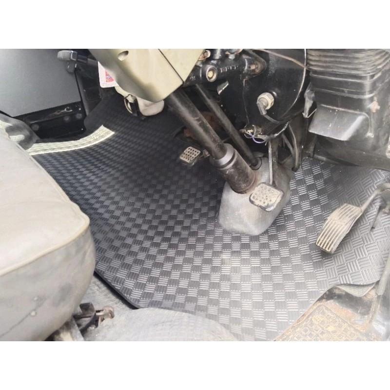 Product Introduction of KARPET PICKUP CARRY FUTURA DEPAN ALAS KAKI CAR MAT Karet futura 1.5 10