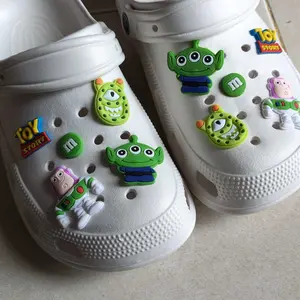 Sandal Baim Unisex Couple (Bisa DIY Pin Sandal) Empuk Anti Slip Sepatu Sandal Viral Kekinian