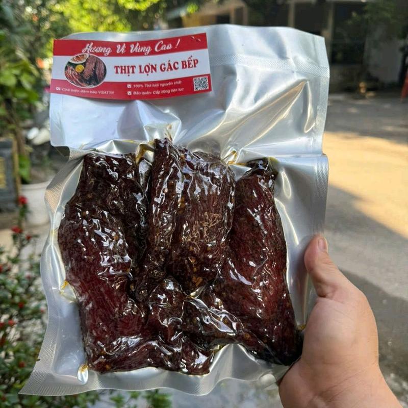 Sản Phẩm Thịt LỢN GÁC BẾP Tây Bắc 500G kèm chẩm chéo thơm ngon Snack cay