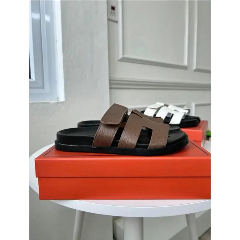 Dép quai dán chuẩn qc full box xinh xắn