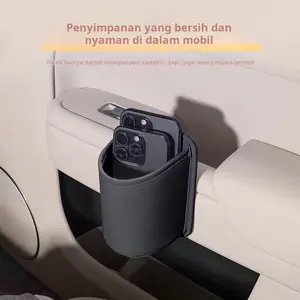 Interior mobil penyimpanan multifungsi artefak pintu mobil tempat cangkir air kotak penyimpanan ponsel ember penyimpanan belakang kursi desain kapasitas besar perlengkapan penting yang rapi di dalam mobil