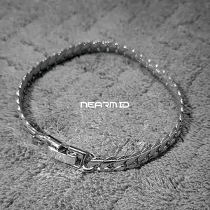 Gelang Titanium Pria Wanita Rantai Klick Simpel Elegan Bracelets Aksesoris Silver