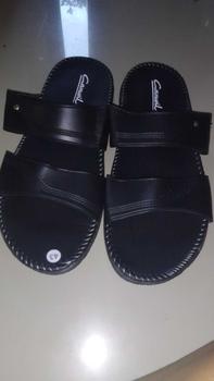 Product Review of SANDAL PRIA COWOK CASUAL BELI 1 GRATIS 1  PROMO Sendal Slop Kulit Pria Japit Slop Selop Jepit from h**0 1