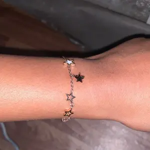 Gelang Bintang Permata Titanium Anti Karat Tahan Lama untuk Penampilan Anda