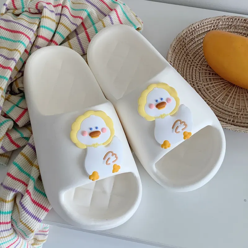 XIXITIAO 【5 màu, size: 34-47】 Dép đế dày mềm mại hình chú vịt vàng dễ thương hoạt hình thời trang giản dị cho nam nữ các cặp đôi 6