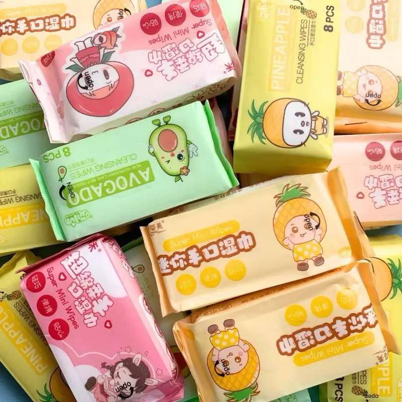 F.R Khăn giấy ướt mini bỏ túi tiện lợi (Loại 1), nhỏ gọn, mềm mại, không mùi, không cồn