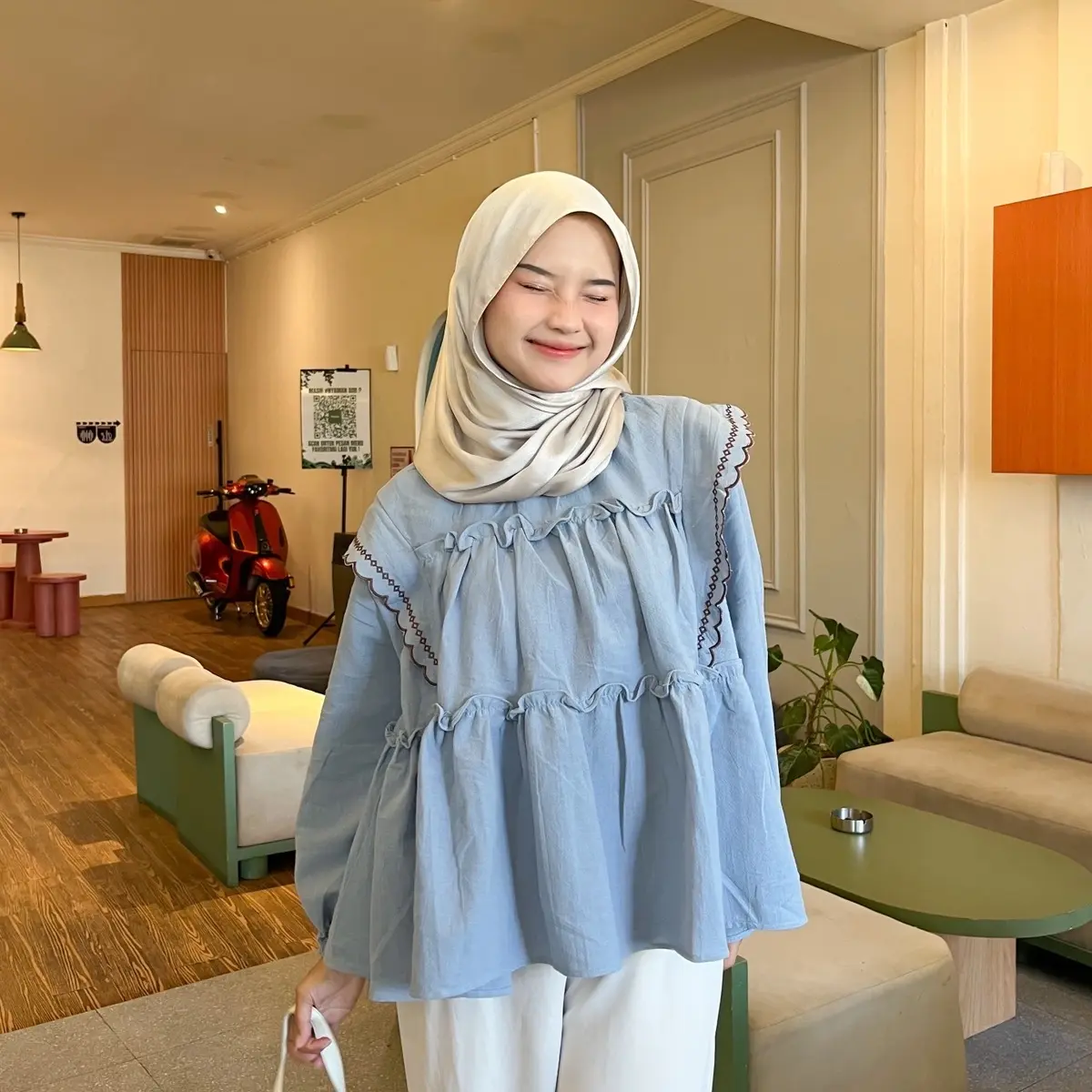 ULICIA LINEN BLOUSE ATASAN WANITA