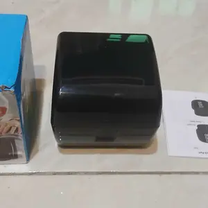 Vita Perangkat pintar yang dapat dikenakan di pergelangan tangan Pemantauan tekanan darah dan detak jantung Layar digital Keluaran suara berbahasa Indonesia Pengisian daya Tipe-C