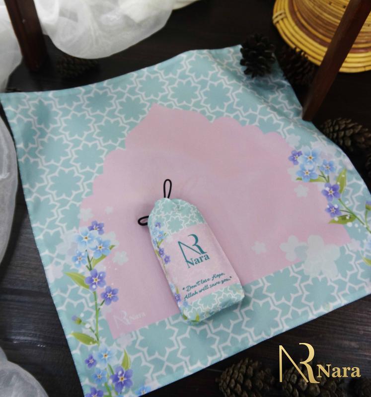 Sajadah Traveling Sujud LILY - TOSCA Pocket Saku Waterproof Printing Prayer Mat Traveler Mini Sajadah Sujud Traveling Traveler 1