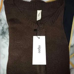 NIGOO Daisy Cardigan Rajut Knitwear Wanita