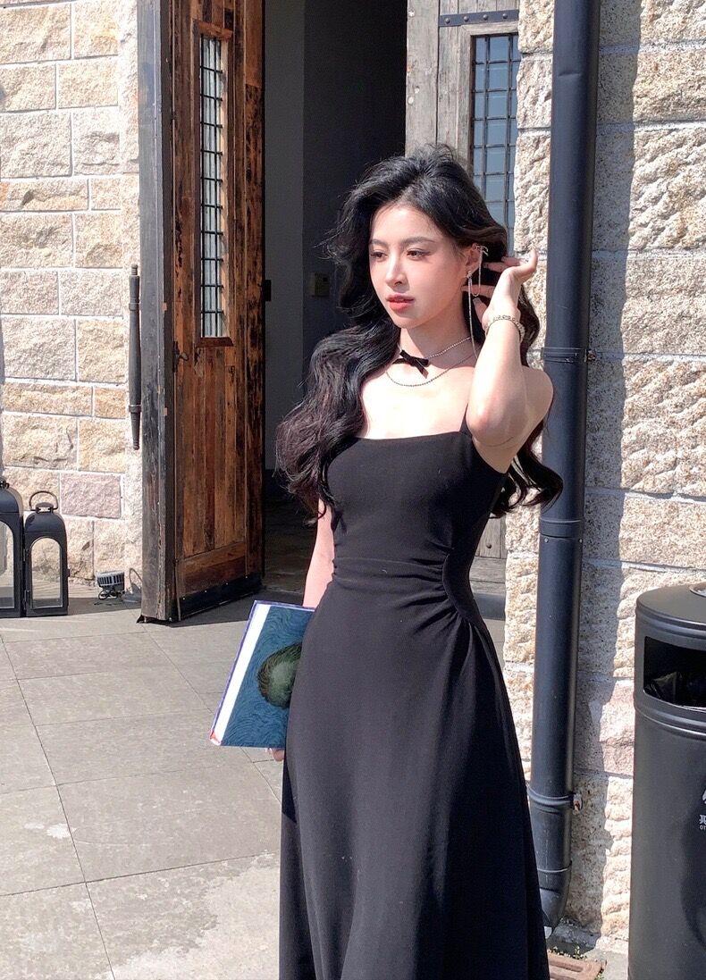 Product Introduction of Women's new slim fit mid length dress, solid color suspender dress, waist cinching, niche design for girls, women's mid length dress Casual Womenswear 10