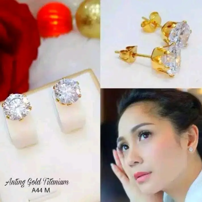 Anting Nagita Emas Tusuk Stud Titanium Stainless steel Kristal Berlian Anti Karat