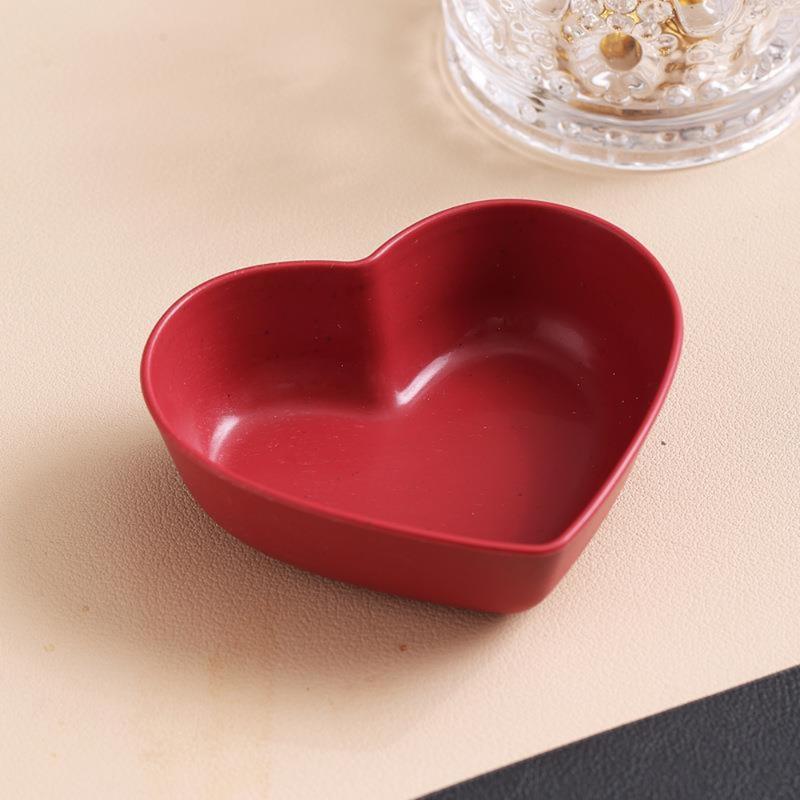 Creative Wheat Straw Heart Shape Seasoning Dish Mini Washable Salted Cabbage Dish Unbreakable Nordic Style Soy Sauce Dishes Home 3