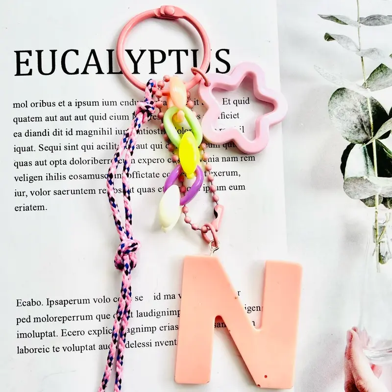 Bagchain macrame custom huruf keychain 2