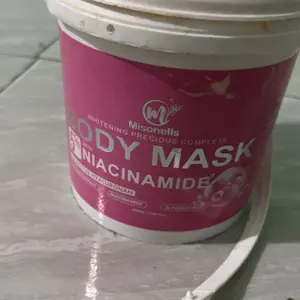 [CAHYANIRYN] Misonells Body Mask Whitening with 5% Niacinamide + 13x Active Hyluronan Masker Badan Bleaching