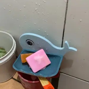 Tempat Sabun Mandi / Kotak Sabun Batang / Sabun Tempel Karakter Plastik