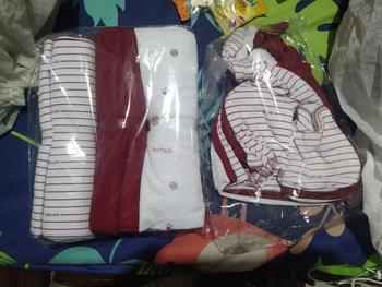 Product Review of 9in1 Paket Hemat Bedong Bayi Topi Kupluk Sarung tangan Kaos Kaki Baby New Born Parsel uniseks japan abu from K**e 1