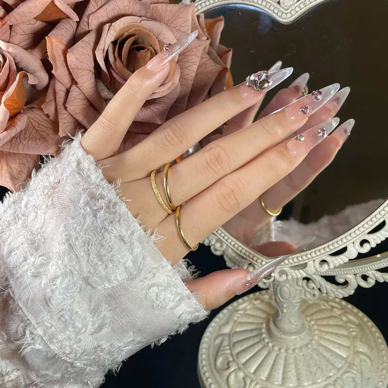 Tidak takut air! Cincin buram kelas atas mewah ringan yang dapat dicuci untuk wanita kelas atas 2024 cincin jari telunjuk baru 0