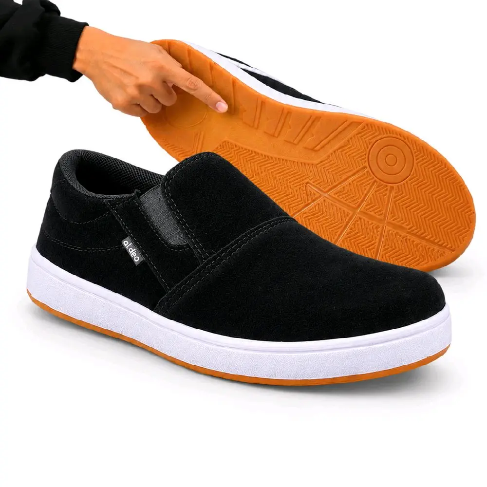 Aldhis Sepatu Slip On Hitam Putih Sneakers Pria Casual Tanpa Tali Flat Shoes Sol Karet Anti Slip Sepatu Santai Cowok Bahan Suede Elegan - Kasual