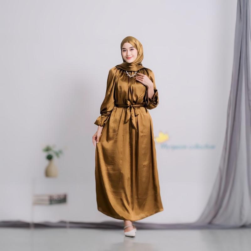 SET HIJAB LUNA DRESS CRADENZA SILK Casandra Dress Shimmer Silk / Gamis Cradenza Shimmer Silk Busui Friendly / Gamis Viral Dress Wanita Lebaran Dewasa Syari Muslim Maroon Remaja Variasi Mocca 3