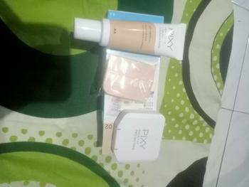 Product Review of Pixy Perfect Fit Liquid Foundation SPF35 PA++ Gratis Pixy UV Whitening Two Way Cake Refill Wajah from E**a 1