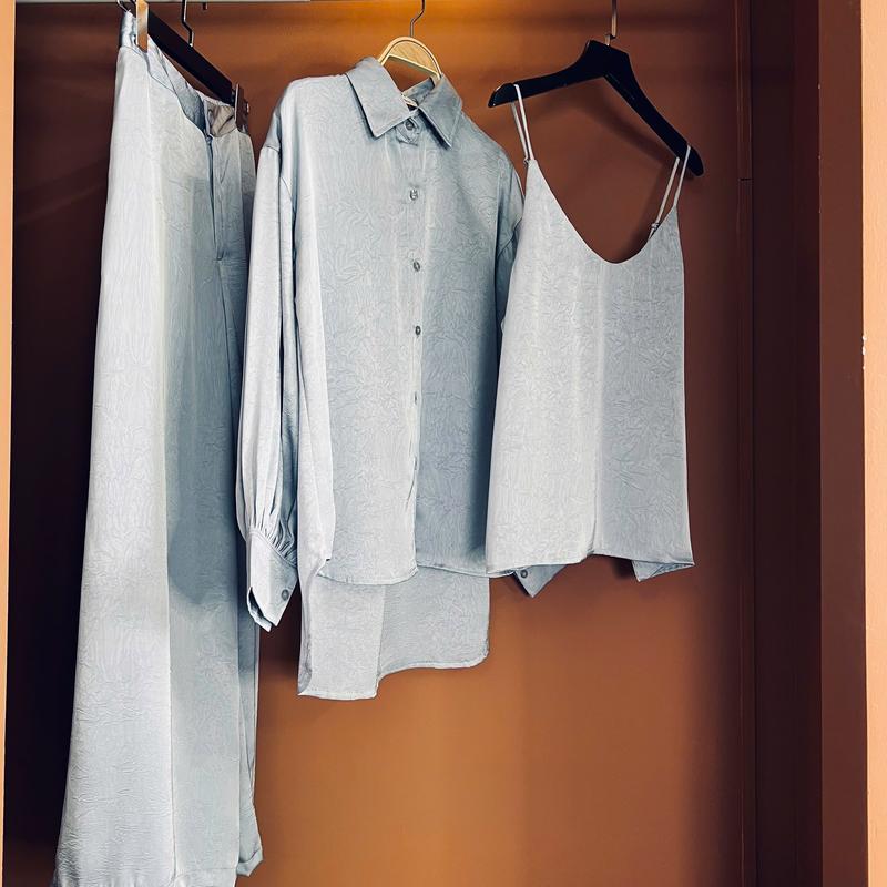  S220 SET ĐỒ NỮ 3 MÓN GỒM ÁO SƠ MI VÀ QUẦN SUÔNG DÀI KÈM ÁO 2 DÂY CHẤT LIỆU LỤA VÂN MỜ FREESIZE 