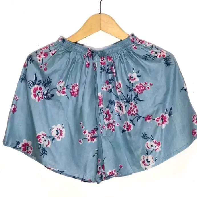 Celana Rayon Halus Lembut Adem Nyaman Hotpant Katun Santai Pendek Motif Shorts Dewasa Kulot Wanita 3