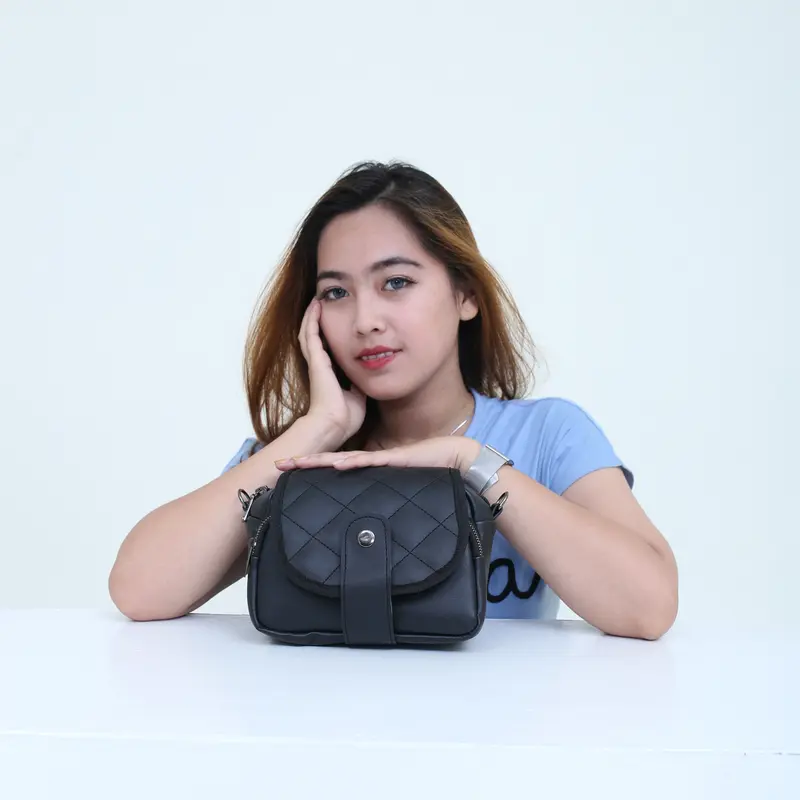 Tas Selempang Wanita semi Kulit Asli Fashionable tas tote bag whits Cewek 1