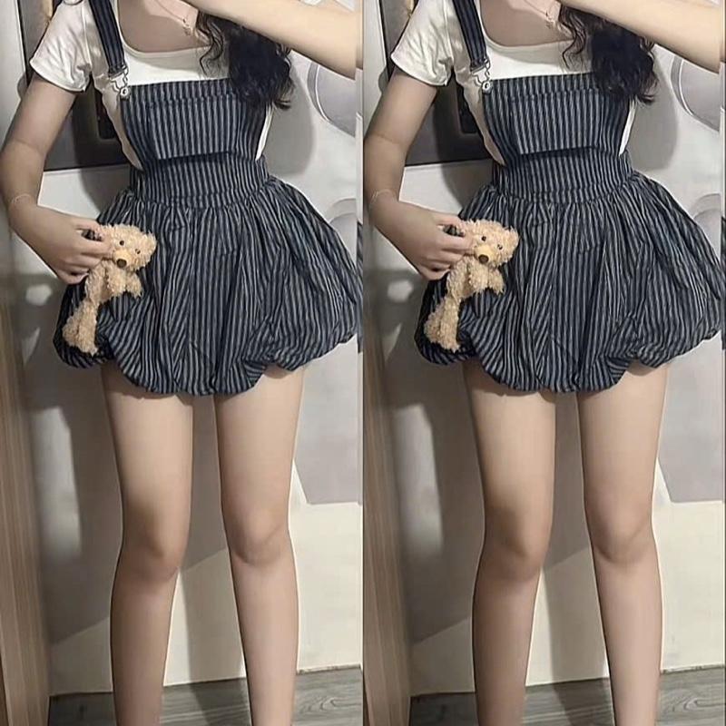 KÈM GẤU SET YẾM KẺ CHÂN VÁY BÍ MIX ÁO THUN TAY CỘC kèm quần bảo hộ - Hân Linh shop