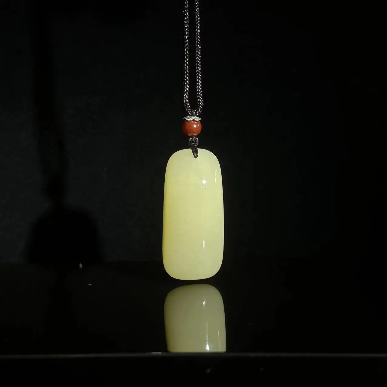A hibiscus stone pendant Shoushan stone pendant white pendant Chinese traditional culture Shoushan stone pendant collection