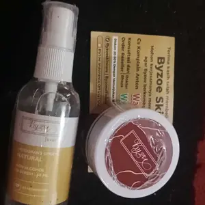 [SPF 30] Byzoe Premium Glowup ToneUp Day Cream with UV Filter with Niacinamide 5% Collagen Chamomile Extract Syn Eye Panthenol Titanium Dioxide Ethylhexyl Methoxycinnamate