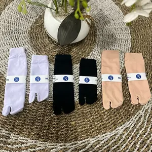 Kaoskaki Jari Nilon Elegan Murah Berkualitas - Pilihan Warna Menarik