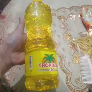 Minyak Goreng Botol 1 Liter - Tropical, Praktis, Mudah Digunakan