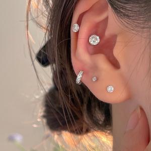 EAR PARTNER-女性用イヤリング、耳骨スタッズ、ニッチ高級ダイヤモンドイヤスタッズ、点滅イヤリング、銀色イヤリング（eh-1751）