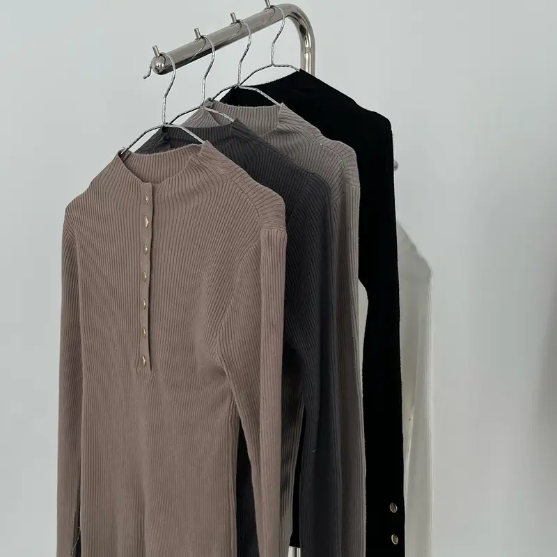 Inaya longsleeve with buttons top 0