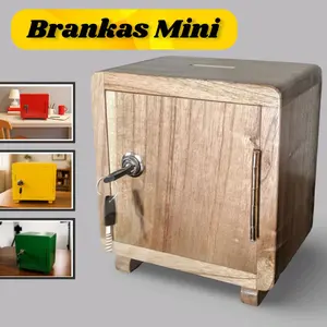Brankas Mini kayu ( Celengan kunci buka tutup ) untuk menabung dan menyimpan Uang