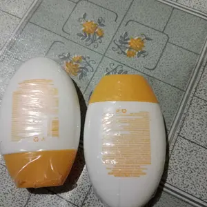 SPF50+ Sunscreen Wajah Sunblock Wajahdan Badan 50g Refreshing Non-GreasySUNBLOCK TABIR SURYA & AFTERSUN TabirSurya Pelembab Dan Pelindung Kulit WhiteningSunscreen UV Protection Premium Lotion sunscreen