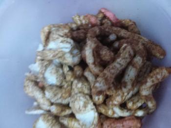 Product Review of Paket Gurilem & Kerupuk Mangkok Pedas isi 500 gram Food Snacks from m**h n**a 2