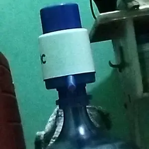 CMC[C-501]Pompa Galon Air Manual Portable Gallon Water Pump Hand Press Dispenser Air Minum Pencet Praktis Non Elektrik Tanpa Baterai Tanpa Listrik Tekan