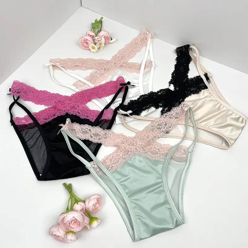 Charming Belle's Pure and Enticing Lace-Trimmed Bow-Intertwined Hollowed-Out Satin Triangle Underwear  158813