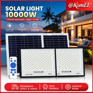 [Garansi 3 tahun]   Lampu Tenaga Surya Lampu Tenaga Surya outdoor otomatis 10000W Lampu sorot Super Terang IP67 Tahan Air Lampu solar LED 0 biaya listrik sepanjang tahun kontrol cahaya cerdas Ada panel surya