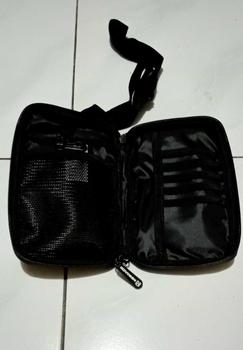 Product Review of Mr Mads - Leon Hanging Wallet - Tas Slingbag Kecil - Tas Hp Dompet Waterproof Selempang Pria from A**o F**r M**i 1