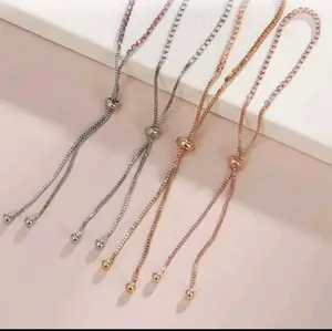 Gelang Rantai Titanium Serut Diamond Wanita Gelang Kristal Aksesoris Elegan dan Stylish untuk Tampilan Mewah Bracelets