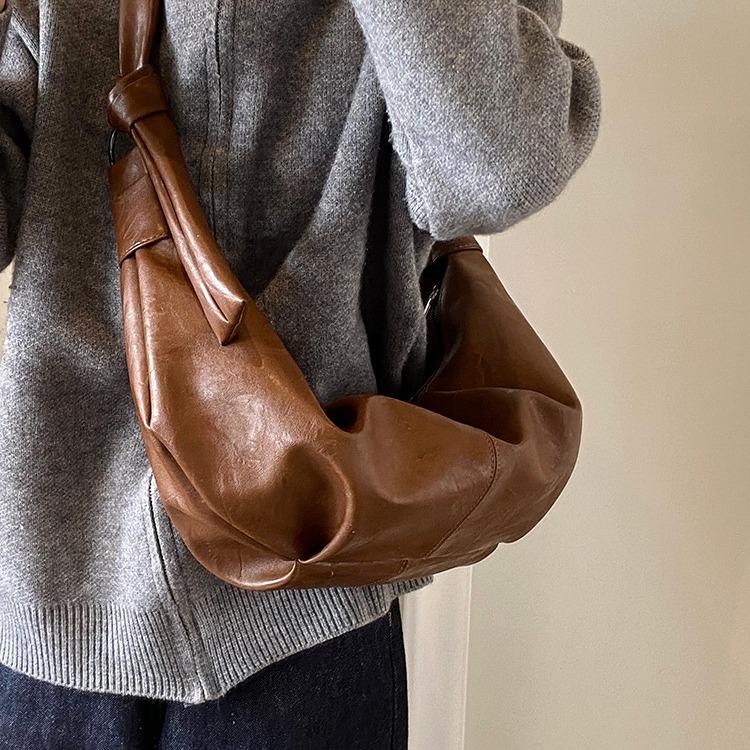 TOMHER KARINA DUMPLING BAG - Tas selempang Sling Bag Tas Jennie Korean Bag Tas Korea Tas Wanita